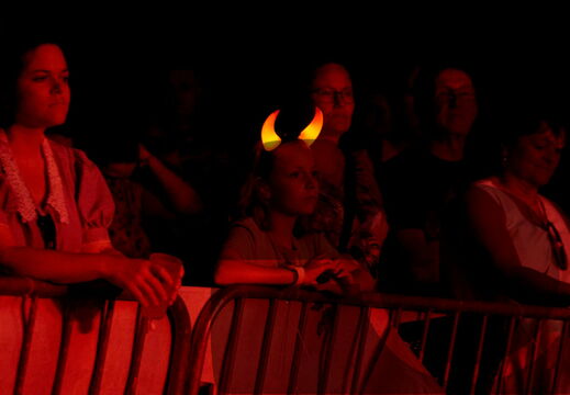 High Voltage / AC/DC